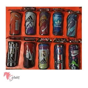 Canillera De Futbol Tamaño Chico