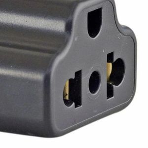 Adaptador Universal Multi-Enchufe a Toma Plana 10 A EDI-UV