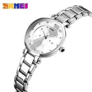 RELOJ SKMEI 1411 PLATEADO CONSTELACION CORREA ACERO PARA MUJER.