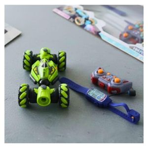 Carro Acrobático Stunt Control y Sensor Manual Bota Humo Color Verde para Niños