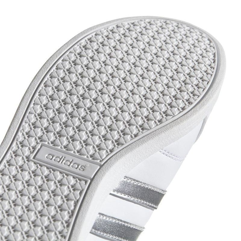 Adidas coneo qt outlet blancos